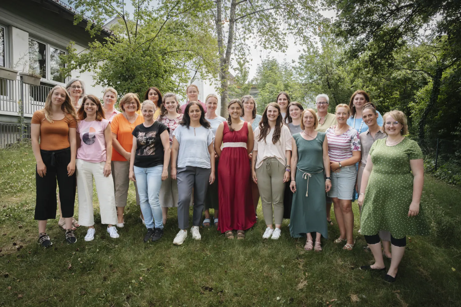 Teambild der Mitarbeiterinnen